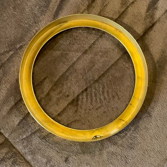 BRASS CANDLE RIM,  TOPPER FOR LARGE THREE WICK CANDLES, 6 1/8" DIAMETER - Picture 2 of 4